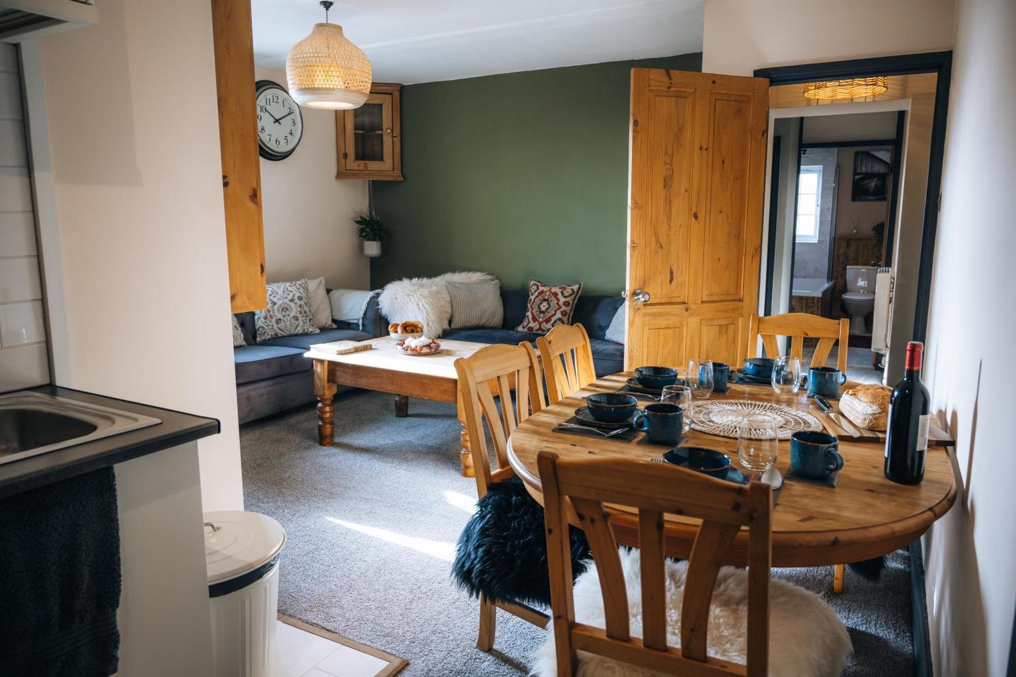 The Hideaway - Stratford Upon Avon - Central - Free Offstreet Parking - 2 Bedroom Luxury Apartment Eksteriør billede